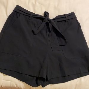Tie waist shorts